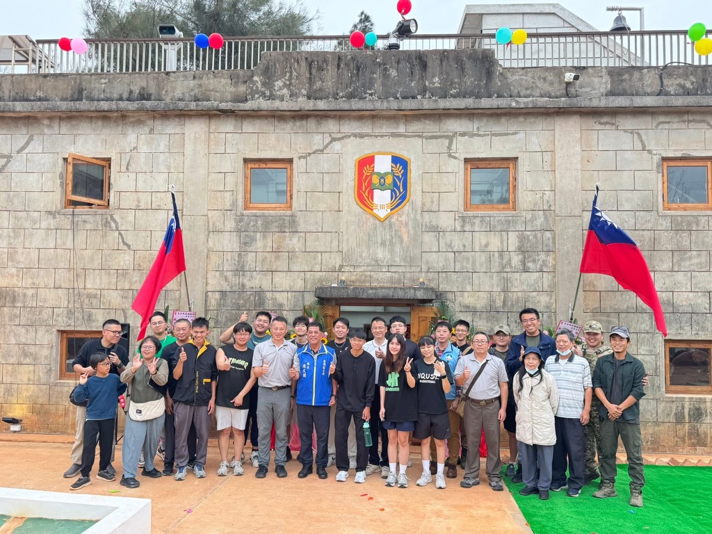 團體活動慶祝合照